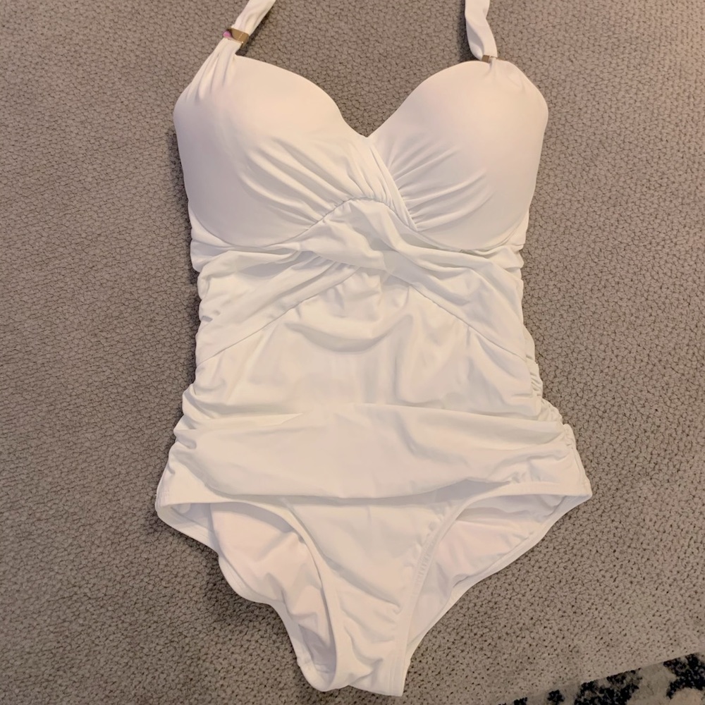 VS one-piece swim suit, 34C